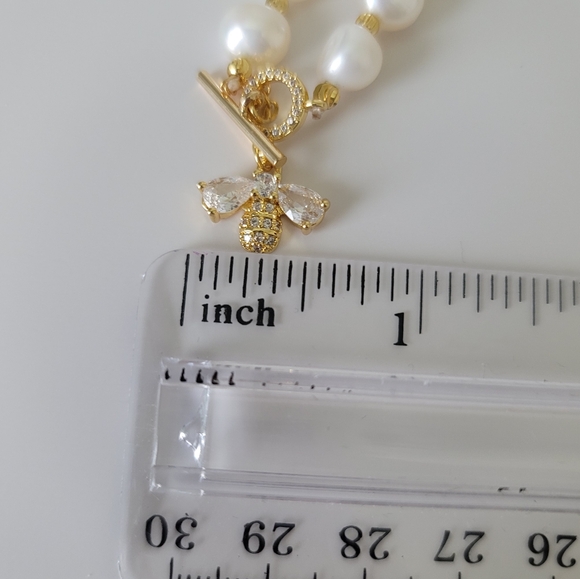 Freshwater Pearl Bracelet with Bee Charm - Picture 7 of 7